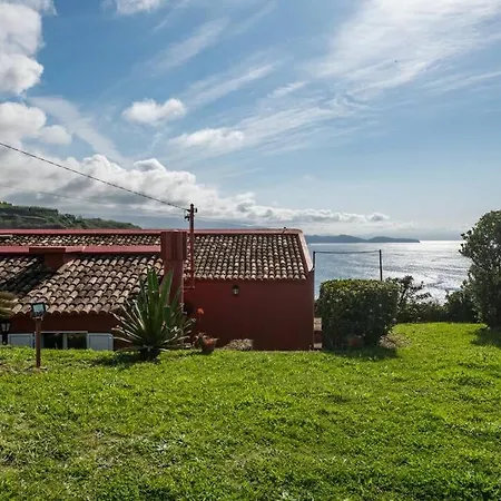 Holiday home Casa Do Cascalho Fenais da Ajuda